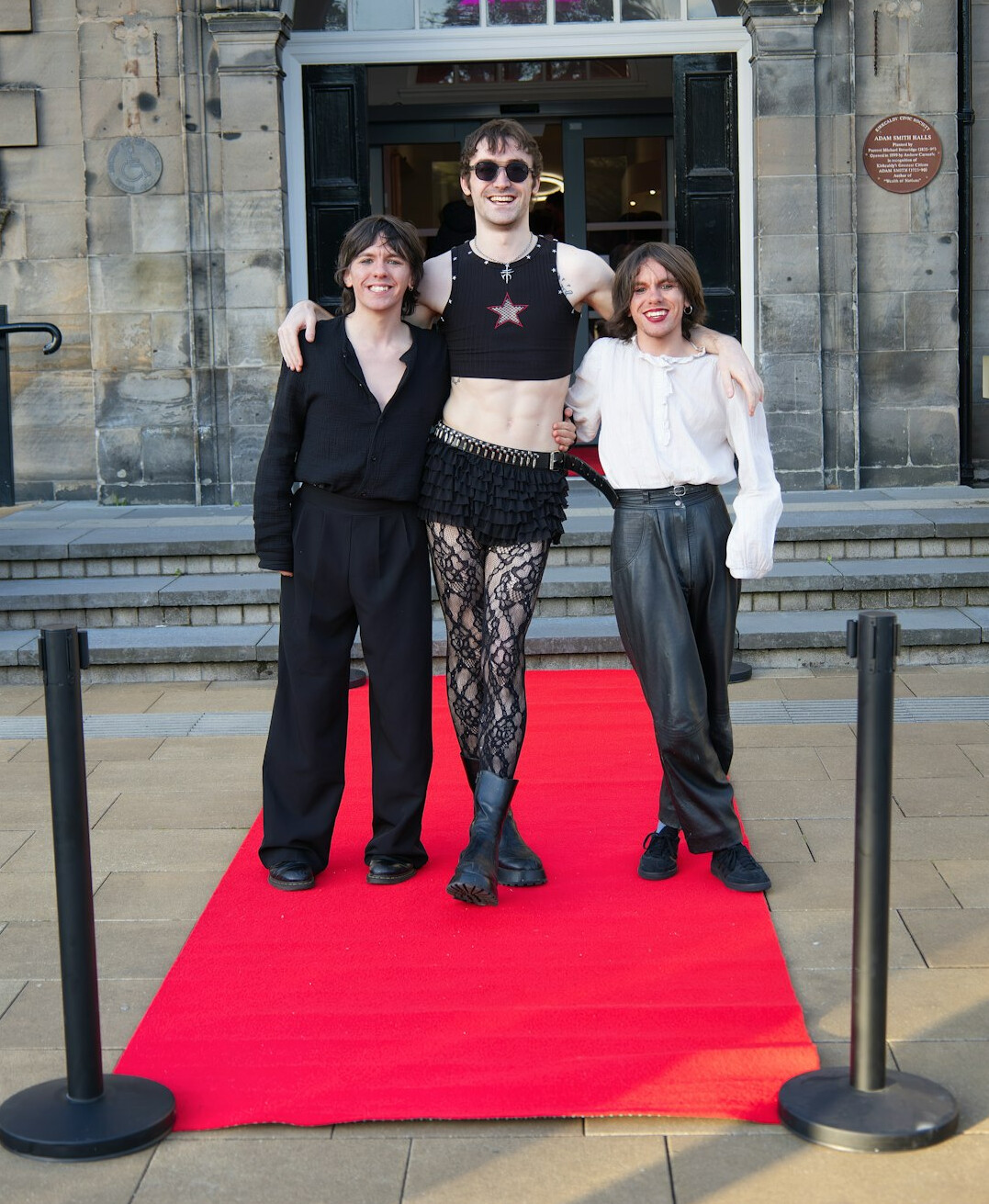 celebrity couple on red carpet